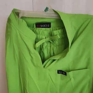 Koi Basics Bright Green Scrub Top And Bottom. Size 3x Both